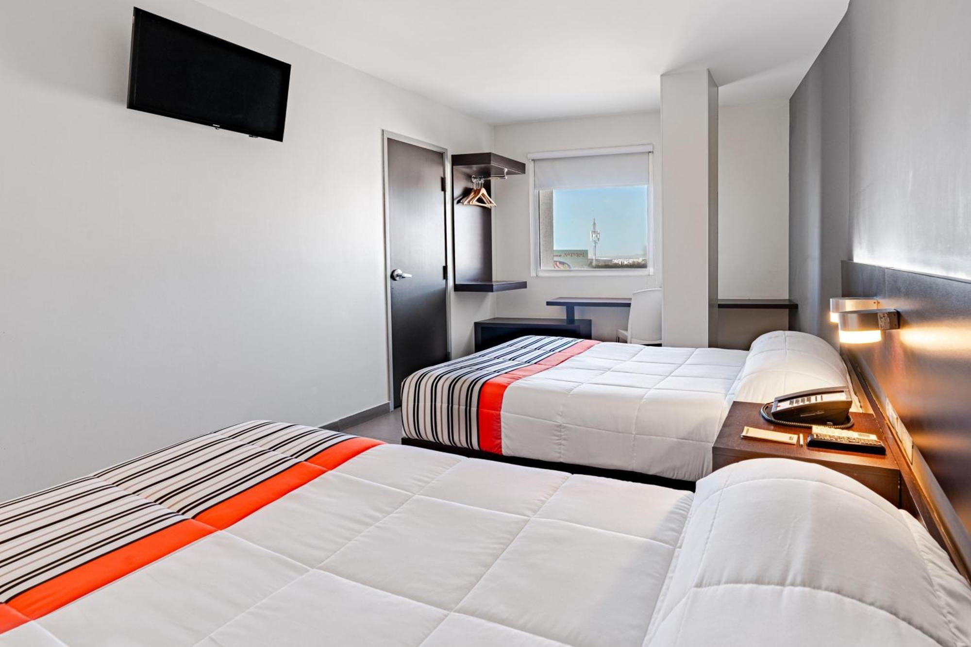 Express Junior Centro Hotel 3*